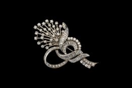 Art Deco Period Superb Quality 18ct White Gold Baguette and Brilliant Cut Diamond Set Brooch in the