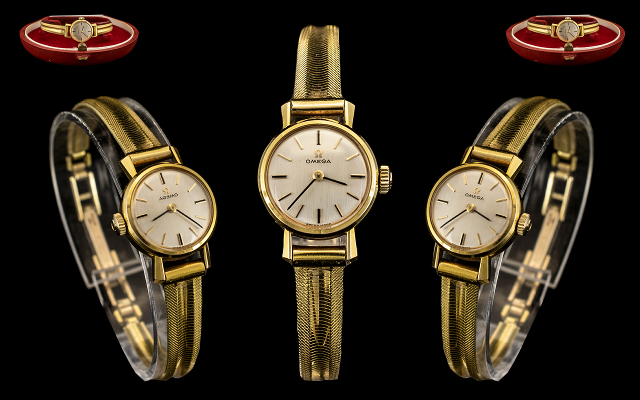 Omega Ladies 18ct Gold Cased Attractive Mechanical Wrist Watch with stylish and later gold plated - Image 2 of 2