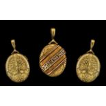 Victorian Period Fine Quality 15ct Gold ( Two Tone ) Oval Shaped Exqisite Oval Shaped Hinged Pocket