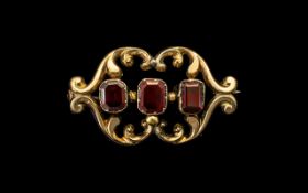 Victorian 9ct Garnet Set Brooch, Garnets of Good Colour and Form, Set In a Lovely Design 9ct Gold.