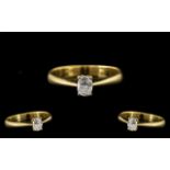 Ladies - Superb Quality 18ct Gold Contemporary Designed Single Stone Diamond Ring.