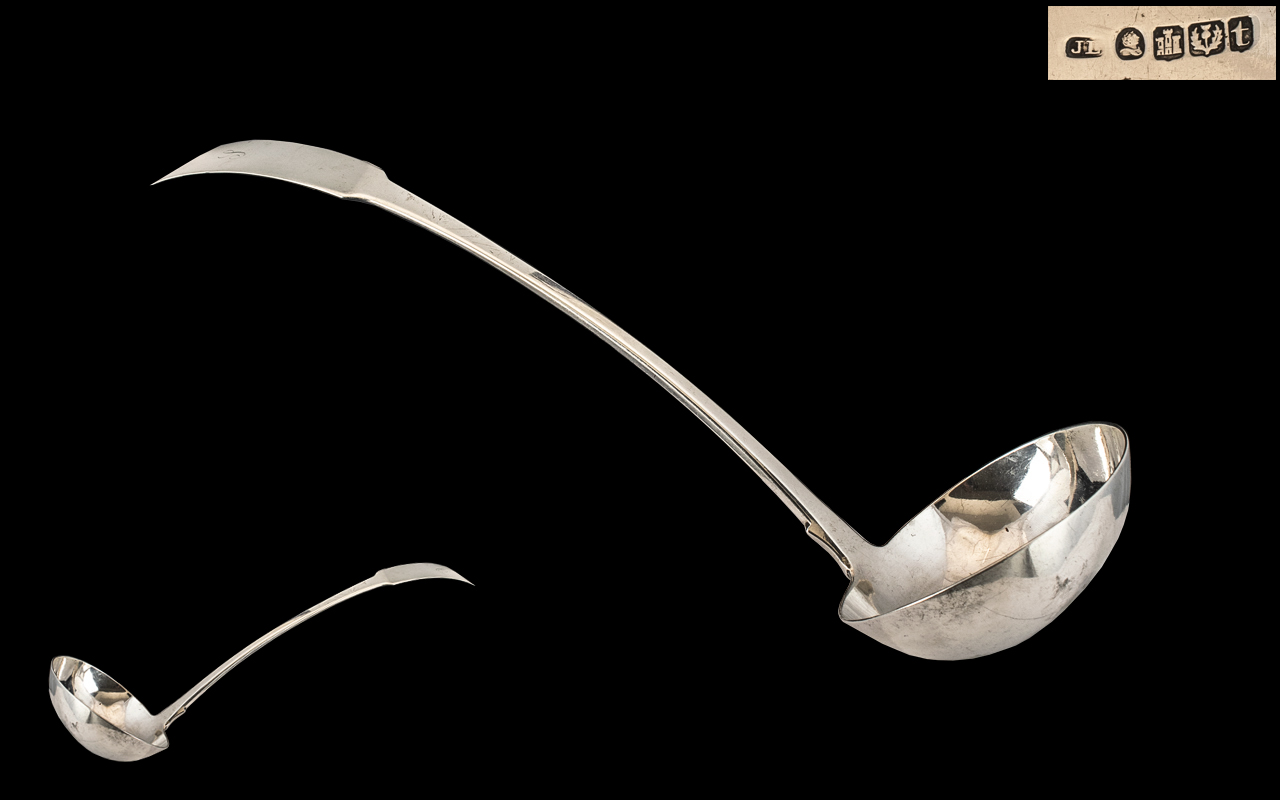 George IV - Superb and Large Scottish Silver Ladle. Hallmark for Edinburgh 1825, Makers Mark J.L.