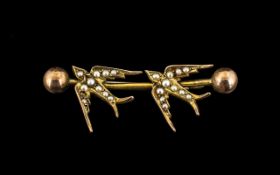 Lovely 9ct Rose & Yellow Gold Seed Pearl Swallow Brooch. 3.6 grams. Attractive brooch with two