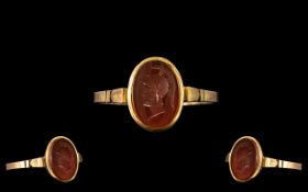 Antique Period - Nice Quality Gentleman's 9ct Gold Single Stone Carnelian Set Intaglio Roman