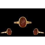 Antique Period - Nice Quality Gentleman's 9ct Gold Single Stone Carnelian Set Intaglio Roman