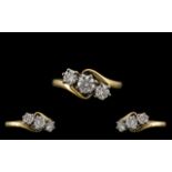 18ct Gold Attractive 3 Stone Diamond Set