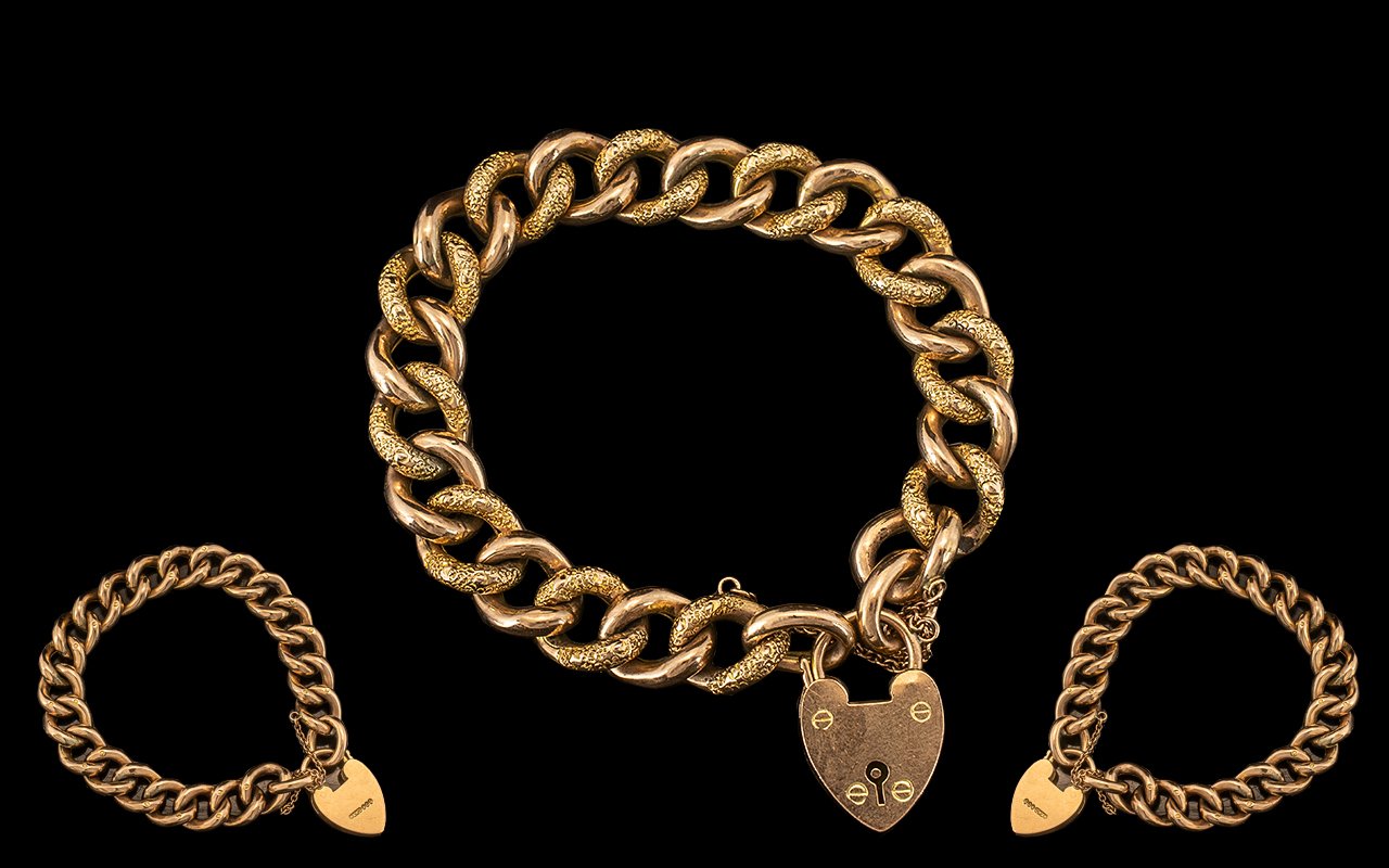 Edwardian Period - Attractive and Superb 9ct Gold Curb Bracelet with Texture and Plain Decoration