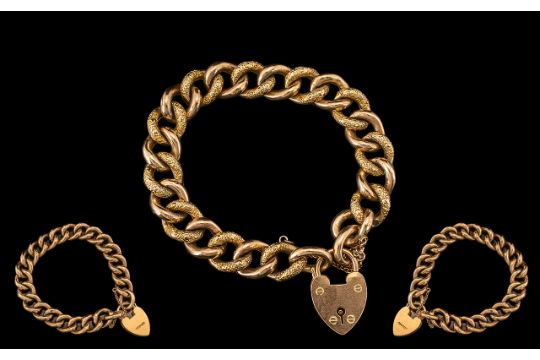 Edwardian Period - Attractive and Superb 9ct Gold Curb Bracelet with Texture and Plain Decoration