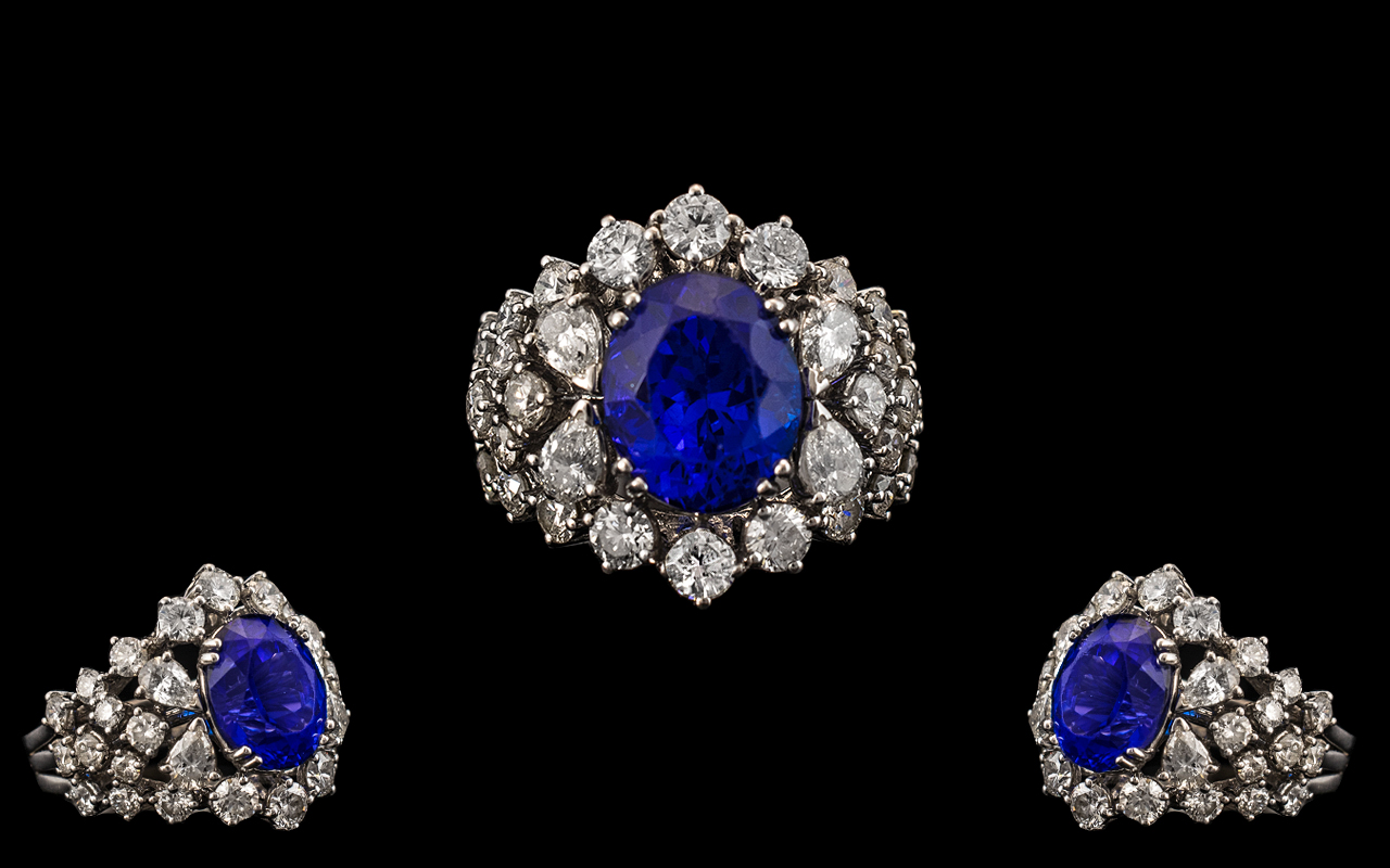 Leo Pizzo Signed Stunning and Exquisite 18ct White Gold Tanzanite and Diamond Set Cluster Ring with