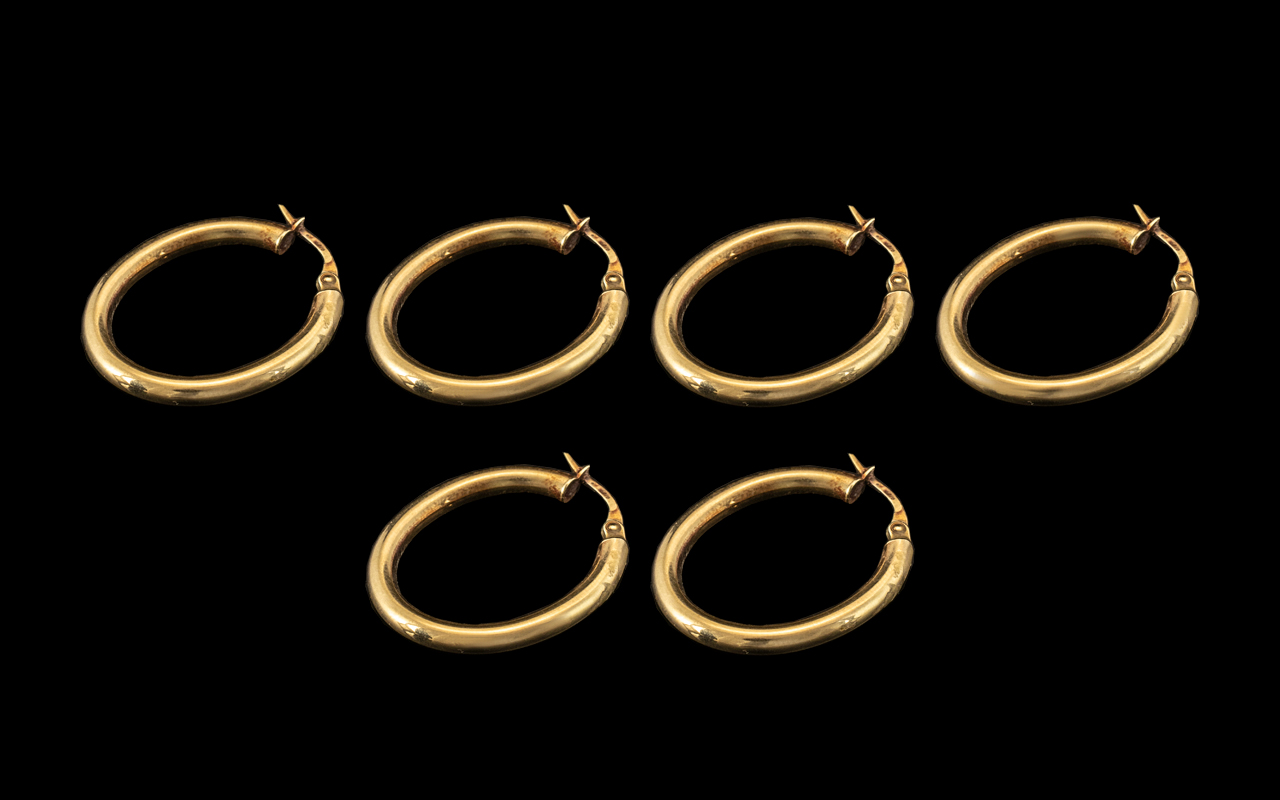 Collection of 9ct Gold Hoop Earrings ( 3