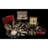 Large Collection of Vintage Costume Jewellery, comprising brooches, necklaces, pendants, beads,