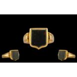Edwardian Period Top Quality 15ct Gold Shield Shaped Bloodstone Set Dress Ring In Well Designed