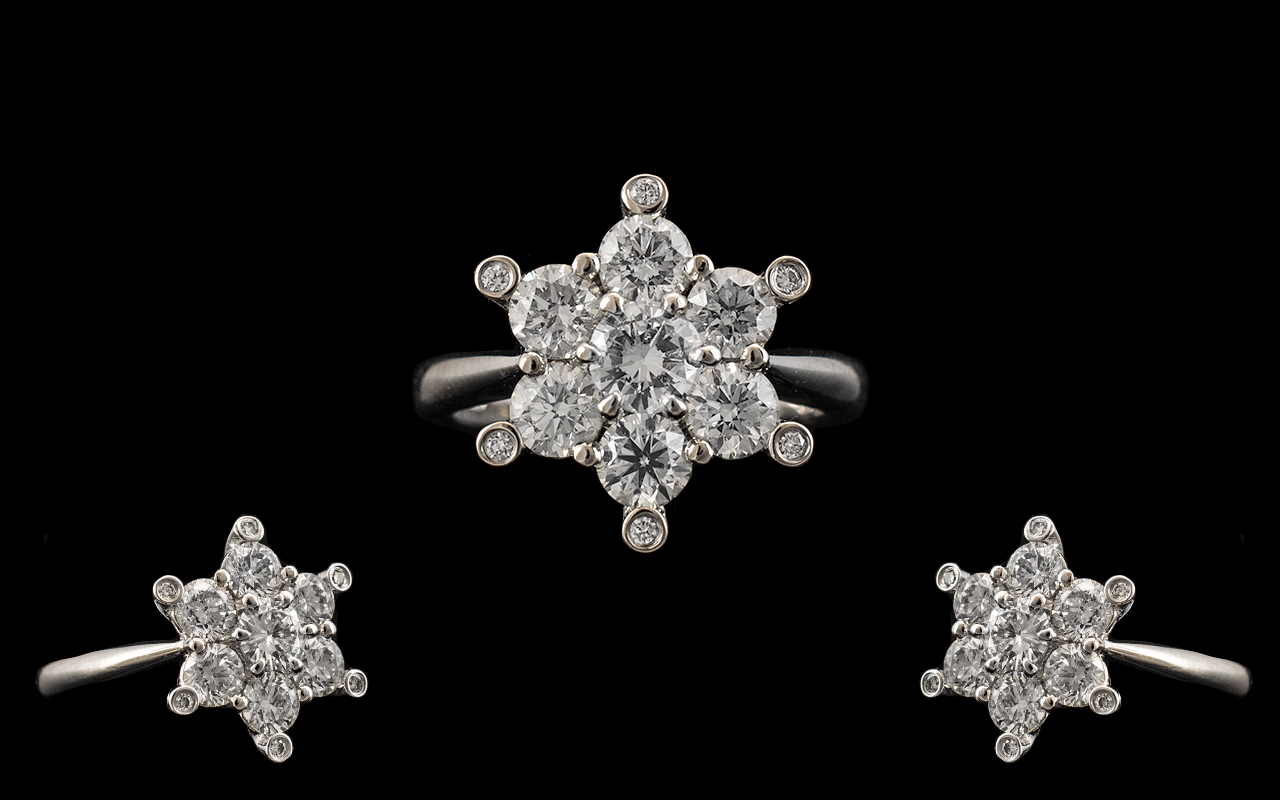 18ct White Gold Superb Quality and Attractive Starburst Diamond Set Ring.