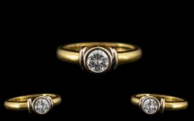 18ct Yellow Gold Attractive Single Stone Diamond Set Ring of Contemporary Design.