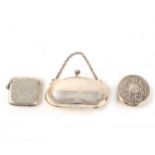 A silver dance purse, vesta case and small circular lidded pot.