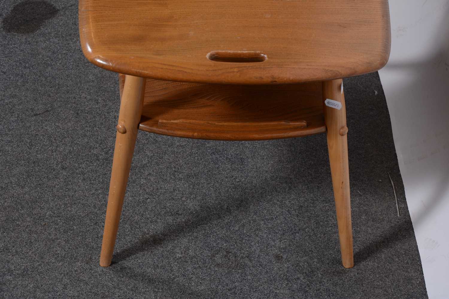 An Ercol two-tier tray table - Image 3 of 5