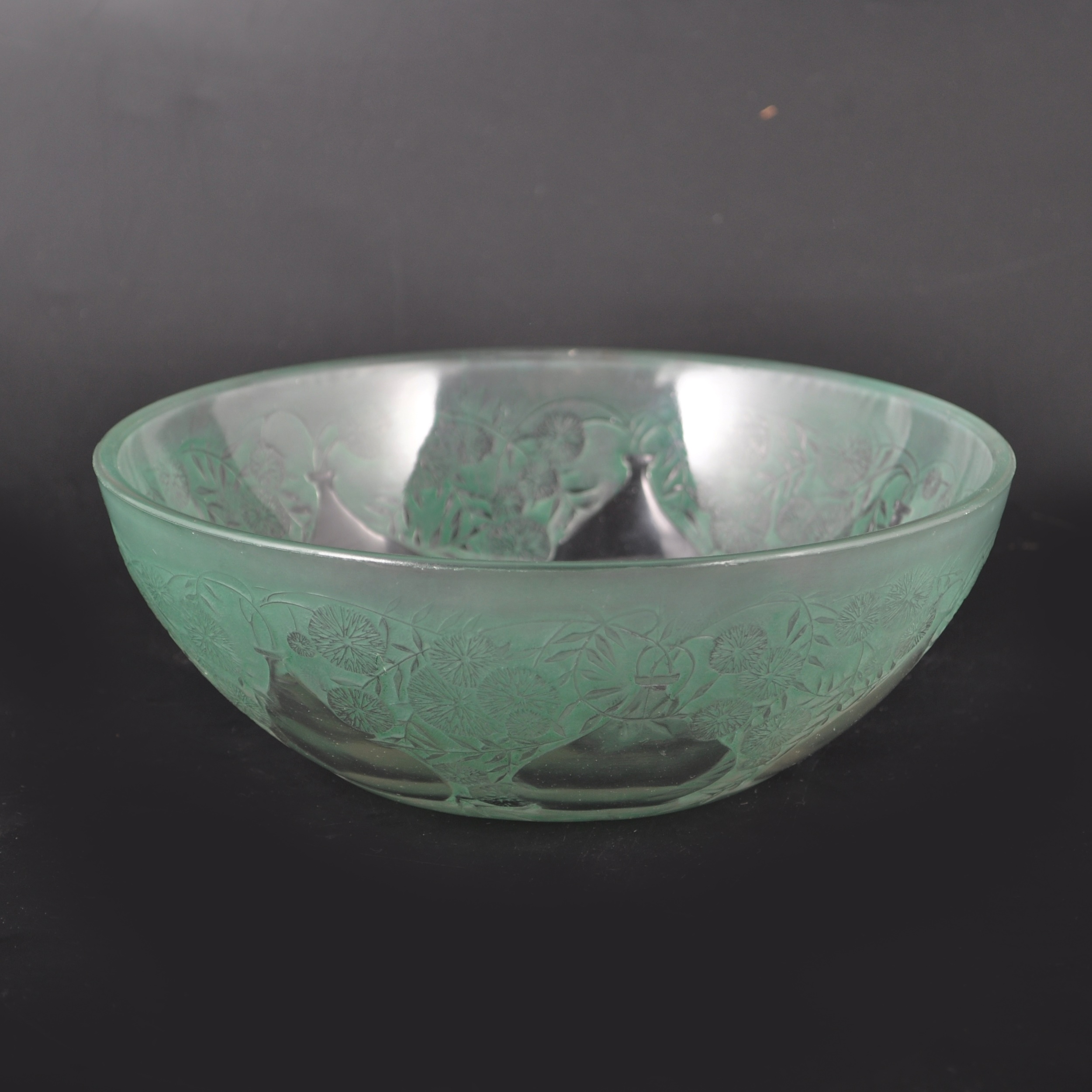 A René Lalique glass bowl, 'Vases' design, introduced 1921