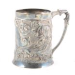 Late Victorian silver mug