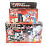 Transformers; G1 original Hasbro City Commander 'Ultra Magnus', and Autobot Battle Station