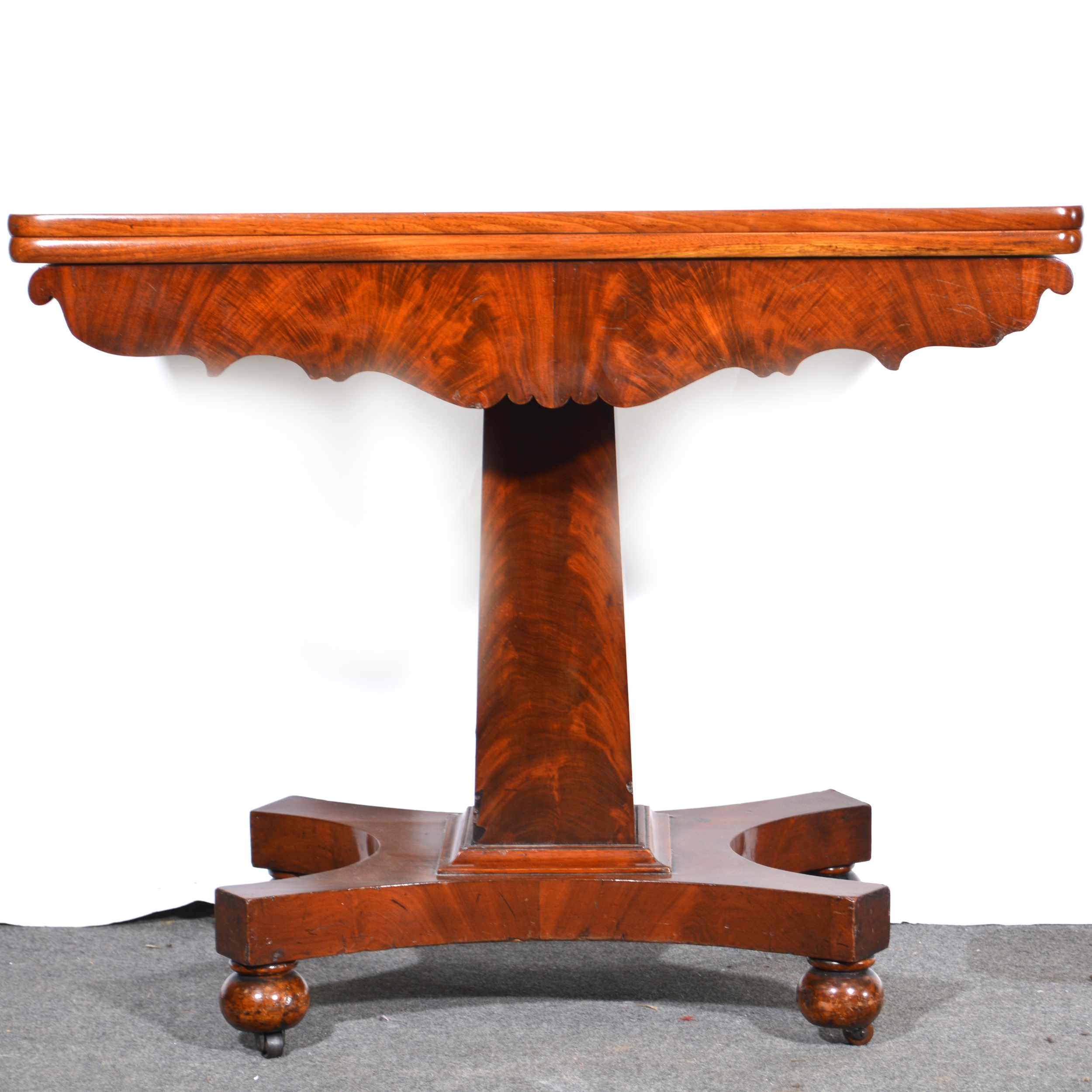 Victorian mahogany tea table