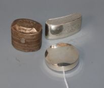 A George III silver snuff box, Cocks & Bettridge, Birmingham, 1808 a Dutch snuff box and a silver
