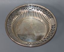 An America pierced sterling bowl with HMB monogram, diameter 22.8cm, 10 oz.