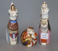 Royal Crown Derby paperweights from the 'Cats' series - 'Egyptian' and 'Siamese' and a Monkey and