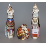 Royal Crown Derby paperweights from the 'Cats' series - 'Egyptian' and 'Siamese' and a Monkey and