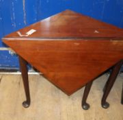 A George III drop flap corner table W.91cm