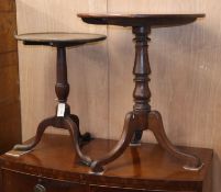 Two early 19th century oak and mahogany tripod wine tables largest Diam.59cm