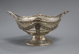 A late Victorian pierced silver sweetmeat bowl, Charles Stuart Harris, London, 1894, 18cm.