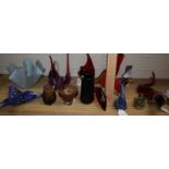 Sixteen items of Studio and coloured glassware