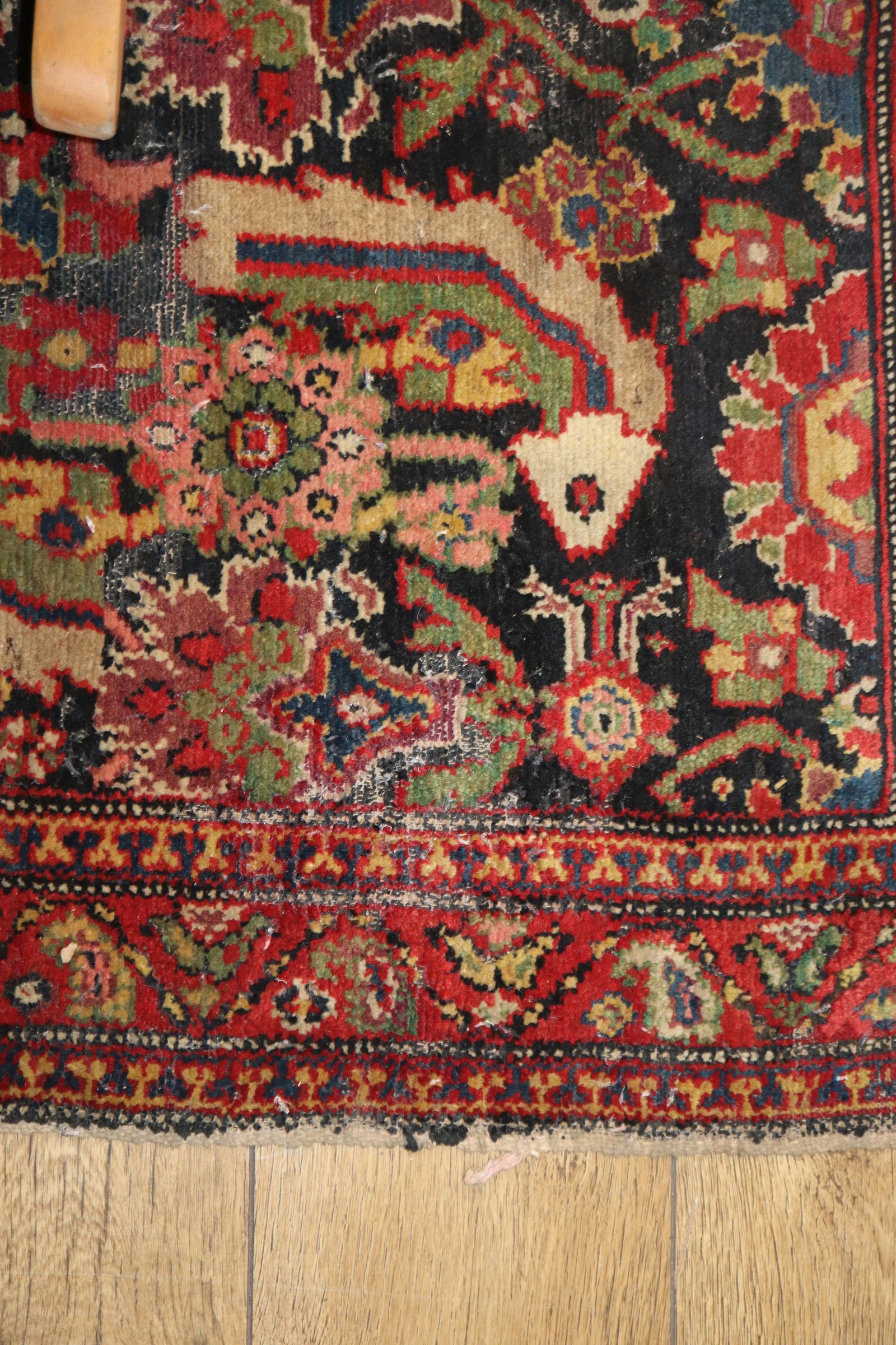 A Hamadan hall carpet 108 x 300cm - Image 5 of 6