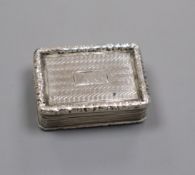 A William IV engine turned silver rectangular vinaigrette, by Thomas Shaw, Birmingham, 1830, 37mm.