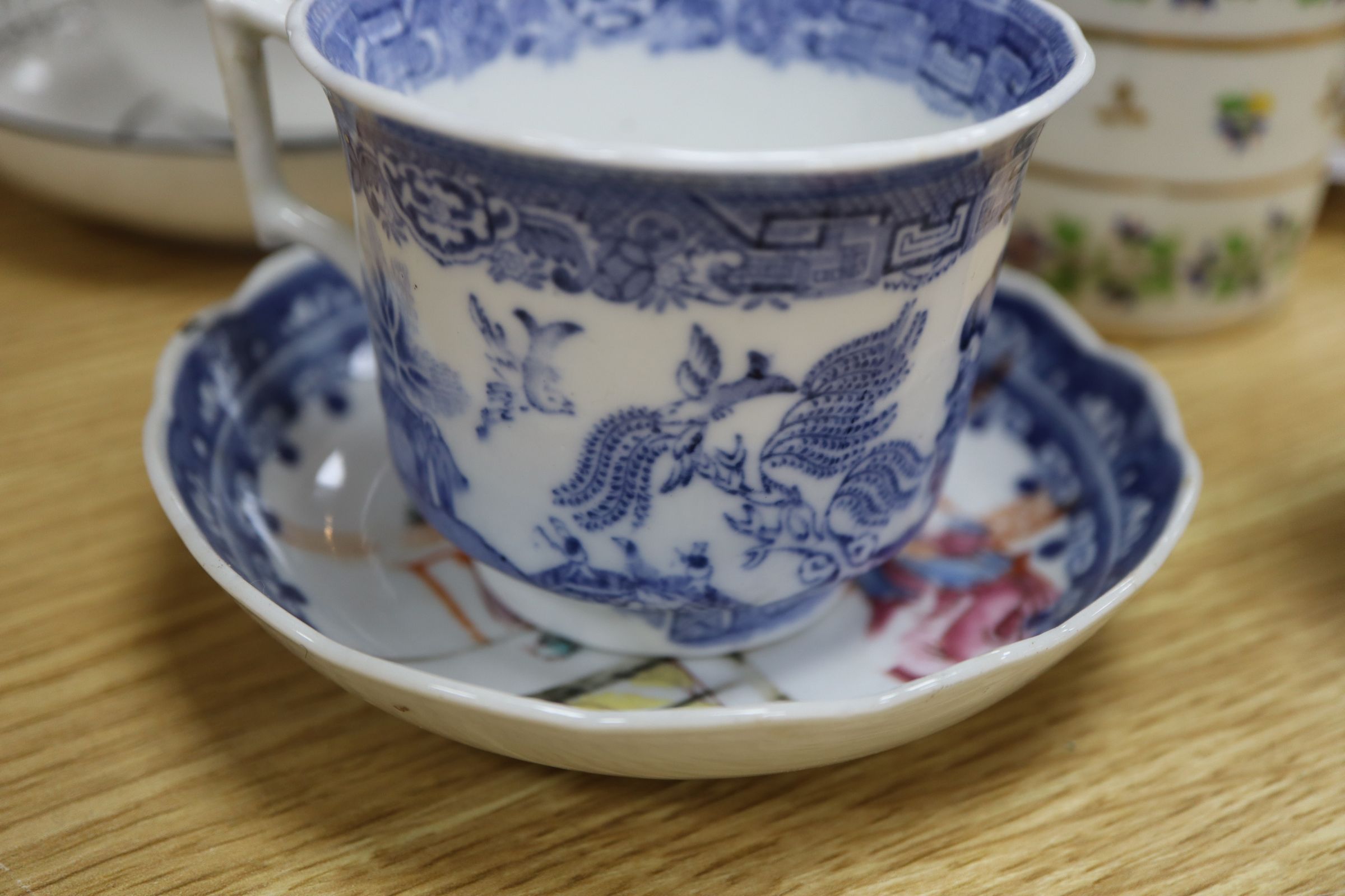 A collection of miscellaneous English and Chinese porcelain tea bowls, saucers, coffee cans and - Image 3 of 10