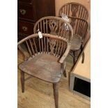 A pair of 19th century elm and beech Windsor elbow chairs (a.f.)