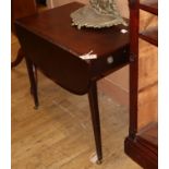 A George III mahogany Pembroke table W.82cm