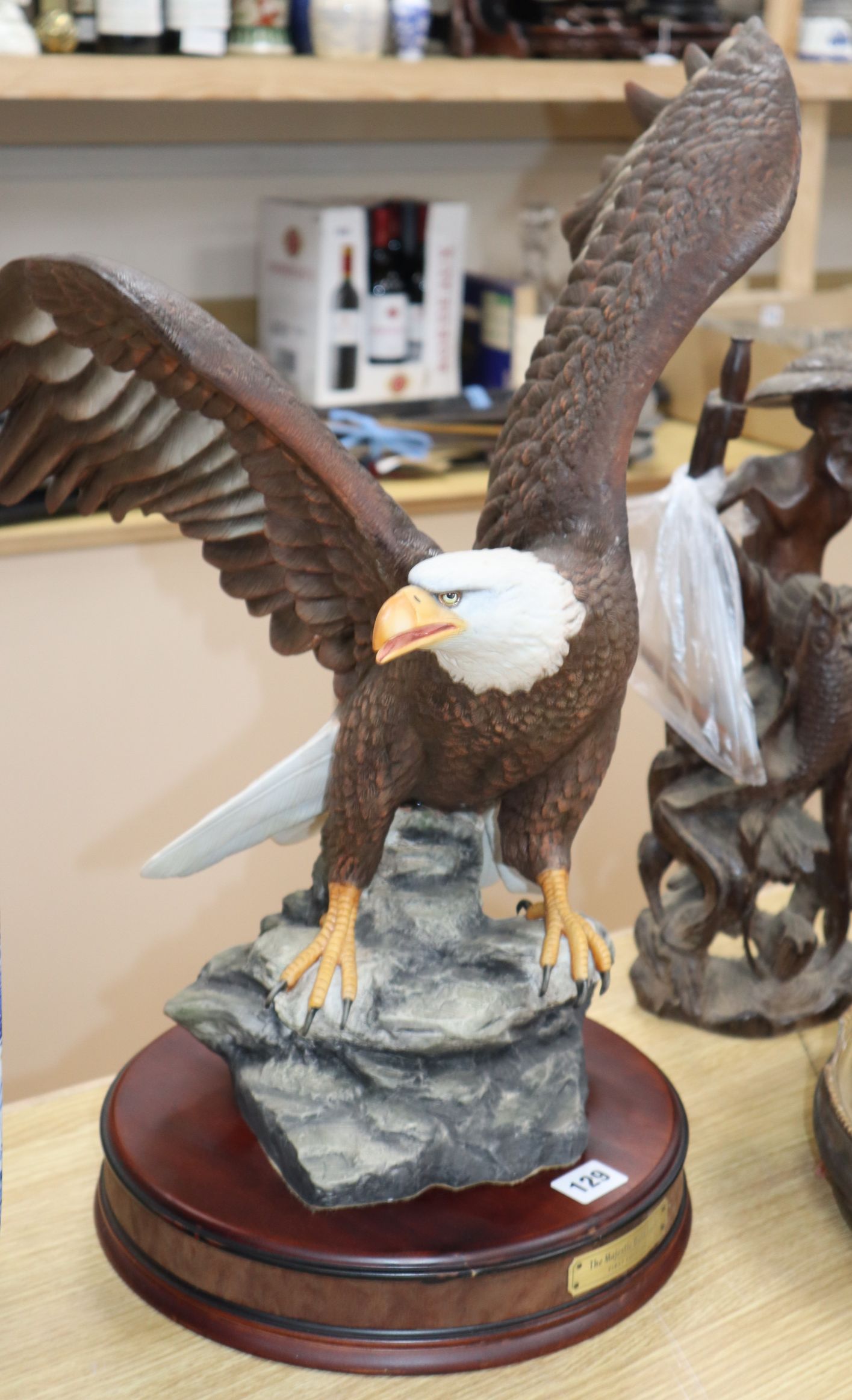 A majestic Bald Eagle figure - Image 2 of 2