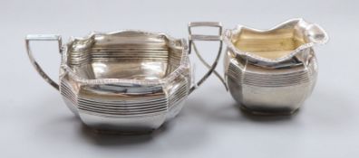 An Edwardian silver cream jug and sugar bowl, Sheffield, 1806, 7.5 oz.