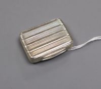 A George III silver ribbed rectangular vinaigrette by Matthew Linwood, Birmingham, 1808, 31mm