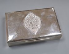 A Thai sterling 925 rectangular cigarette box, with embossed lid, 19cm.