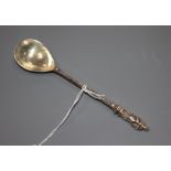 A white metal apostle spoon, with engraved inscription 'S Geadda (Chad) A.D. 672' 18.2cm.