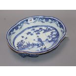 An 18th century Chinese export blue and white bowl L.31cm