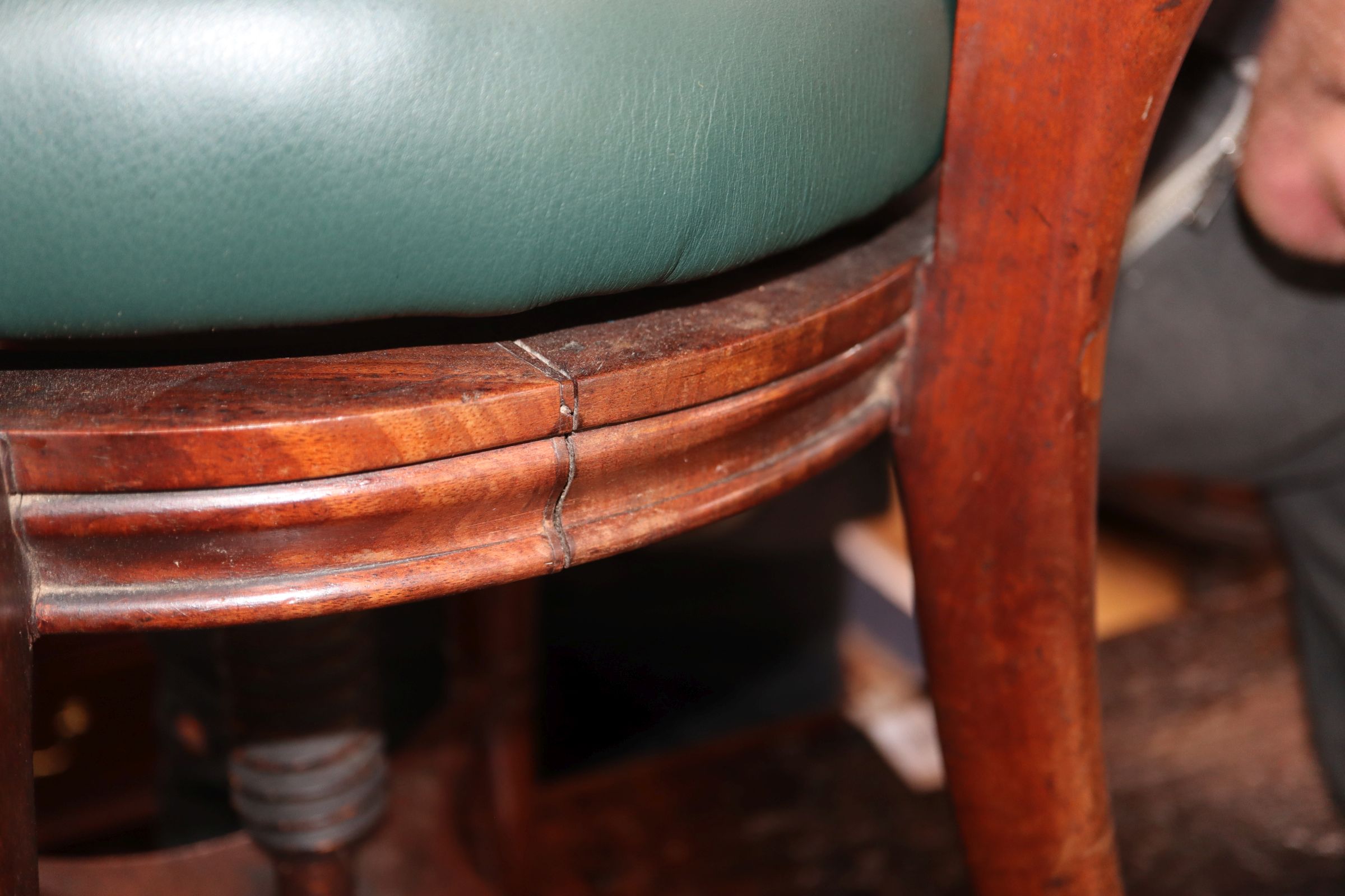 A Regency harpist's chair - Image 2 of 6