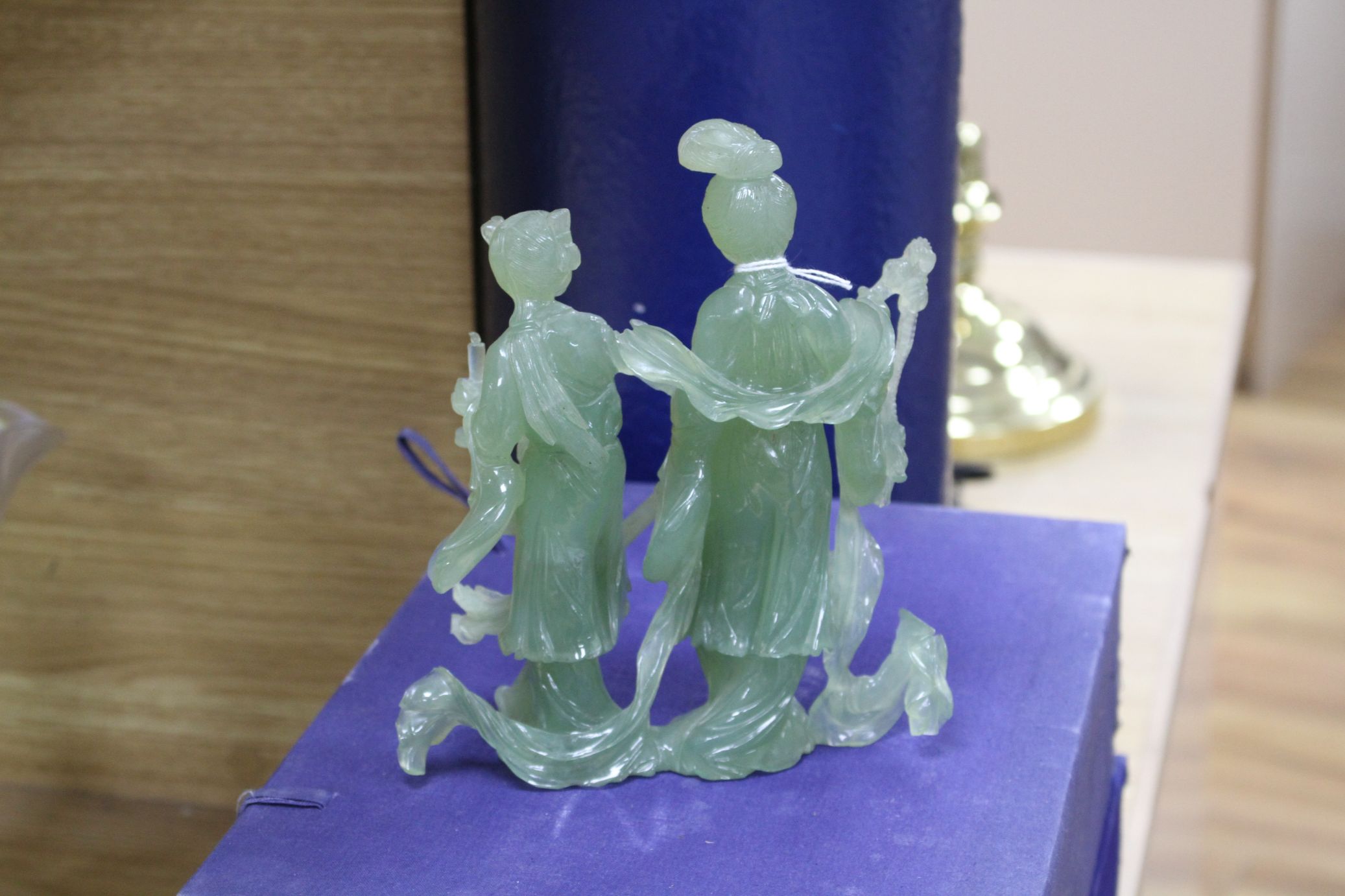 A 20th century Chinese carved bowenite jade figure of a courtesan and a similar group of a noble - Image 6 of 6