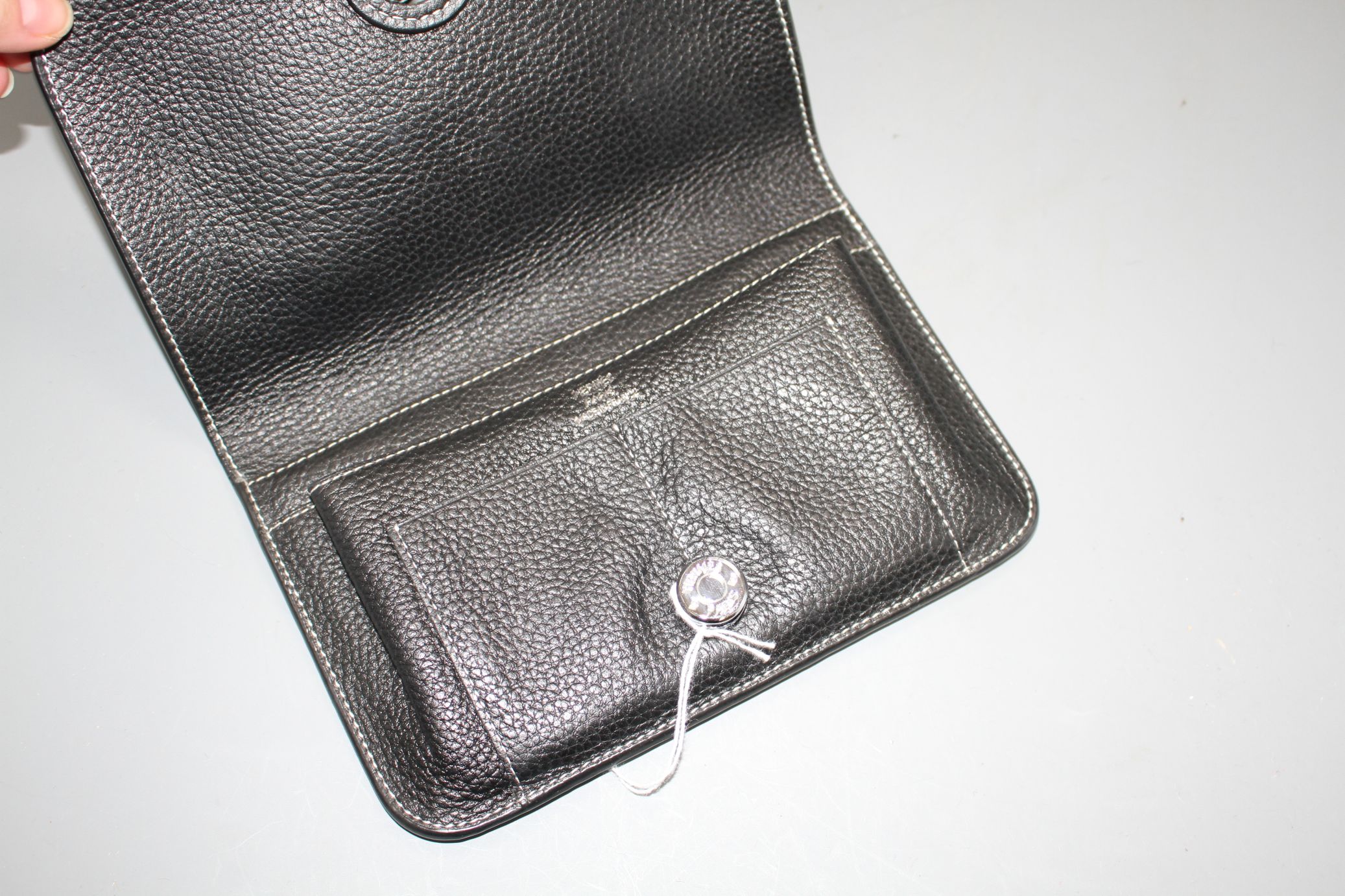 A Hermes leather filofax case, a Cartier leather passport holder, card holder and spectacle case - Image 3 of 3