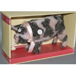 A group of assorted soft toy pigs including Steiff Condition:- boxed 1995 Replica - with