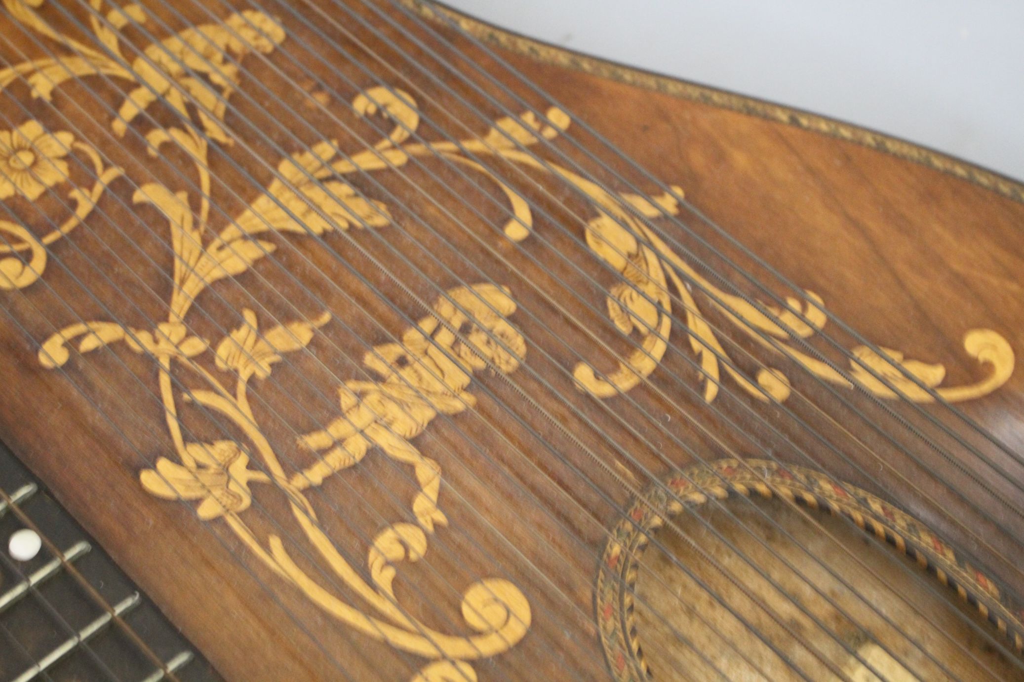 An Otto Pressler zither Condition: Overall looks to be in honest original condition, a little - Image 8 of 11