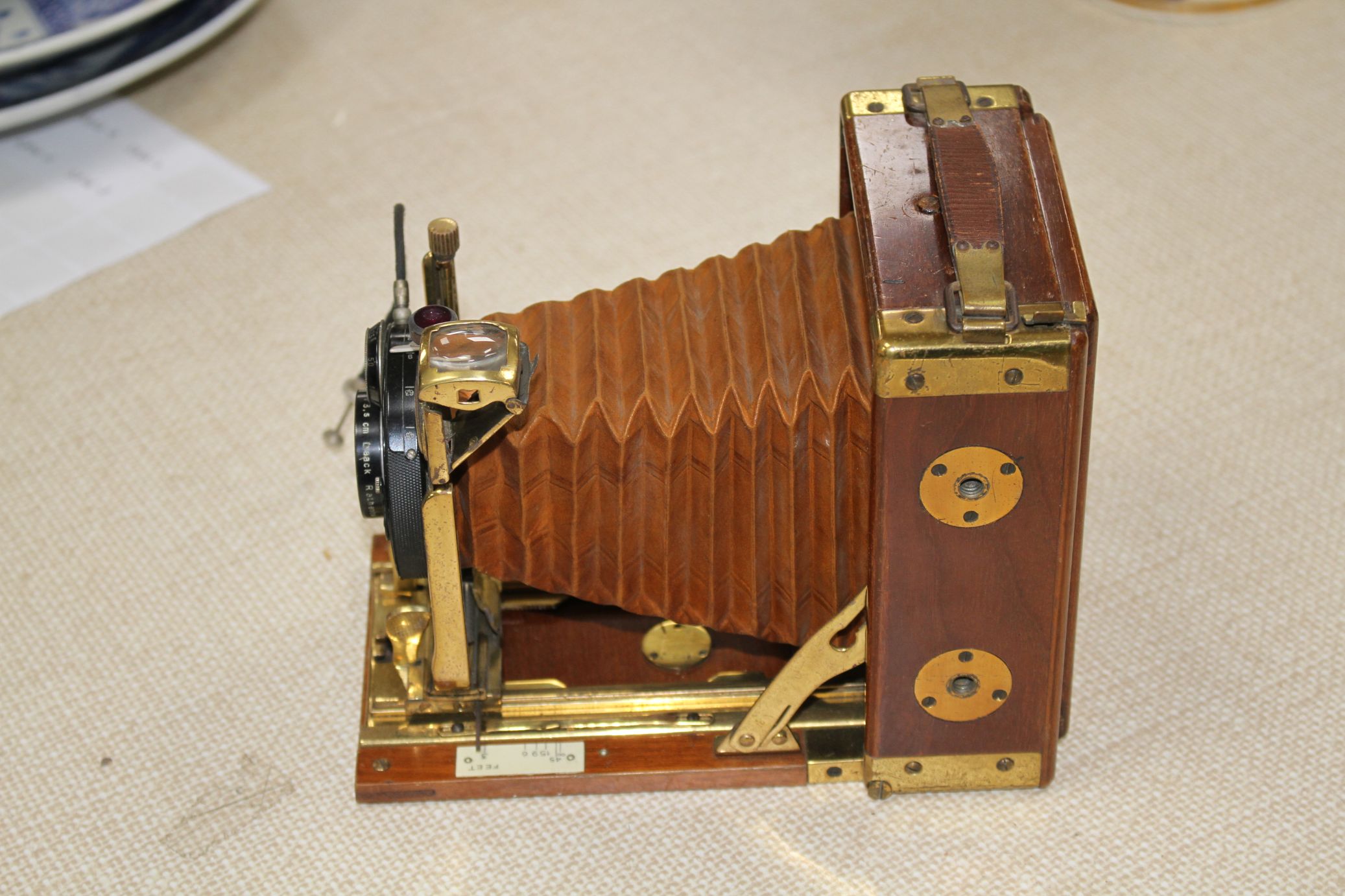 A Compur Tropical cased camera with Dialytar lens and gilt brass mounted teak case, height 18cm, - Image 4 of 5