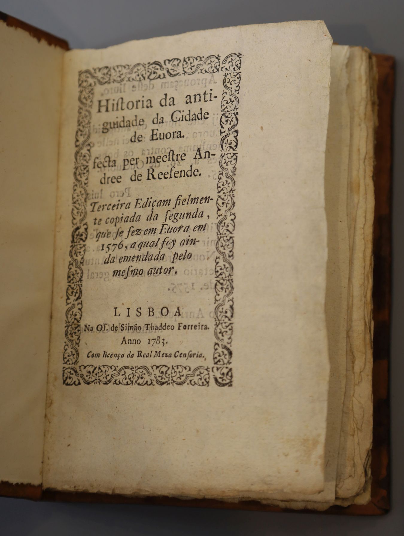 Resende, André de, 1498-1573. - Historia da antiquidade da cidade de Euroa, calf, 8vo, Na of de S.T. - Image 3 of 3
